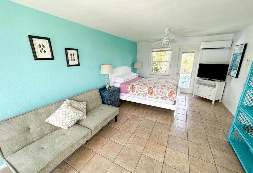 غرفة قياسية مزوَّدة بشُرفة, The Pearl Beach Inn