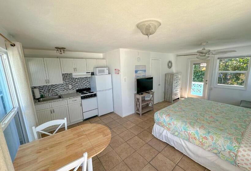 غرفة قياسية سرير كينج, The Pearl Beach Inn