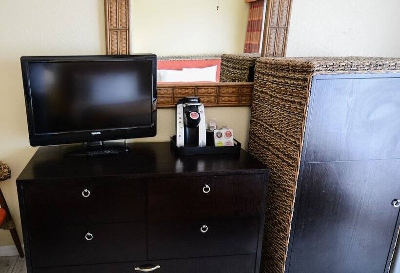 غرفة قياسية سرير كينج, Royal Inn Beach Hutchinson Island