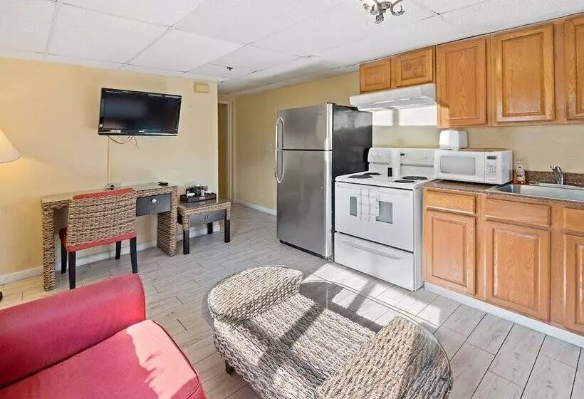 デラックススタジオ, Royal Inn Beach Hutchinson Island
