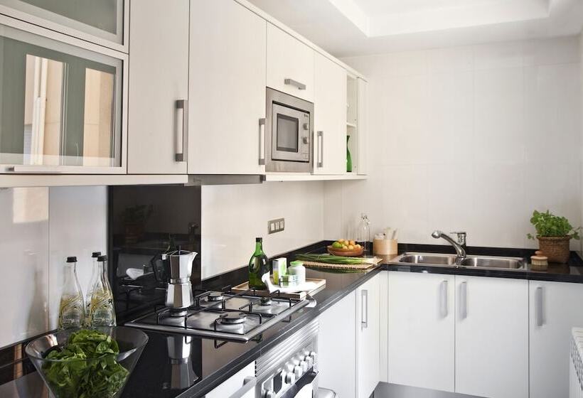 Апартаменты 1 Спальня, Ainb Sagrada Familia Apartments