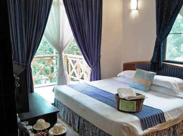 스탠다드 룸, Borneo Tropical Rainforest Resort