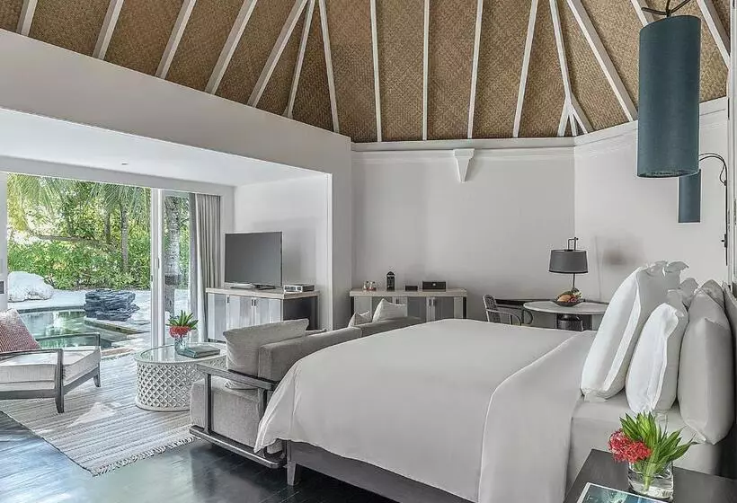 اتاق لوکس, Four Seasons Resort Maldives At Kuda Huraa