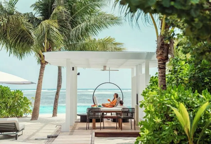 ویلای یک اتاق خوابه با استخر شنا, Four Seasons Resort Maldives At Kuda Huraa