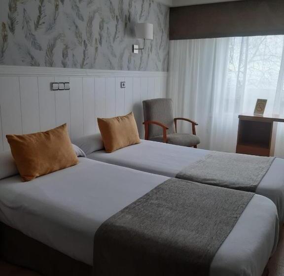 اتاق استاندارد, Almirante