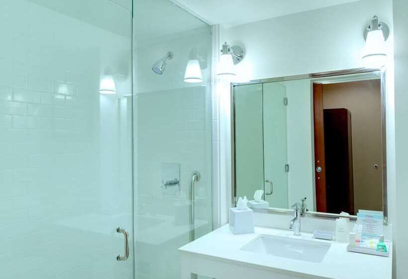 Номер Стандарт, Four Points By Sheraton Oklahoma City Quail Springs
