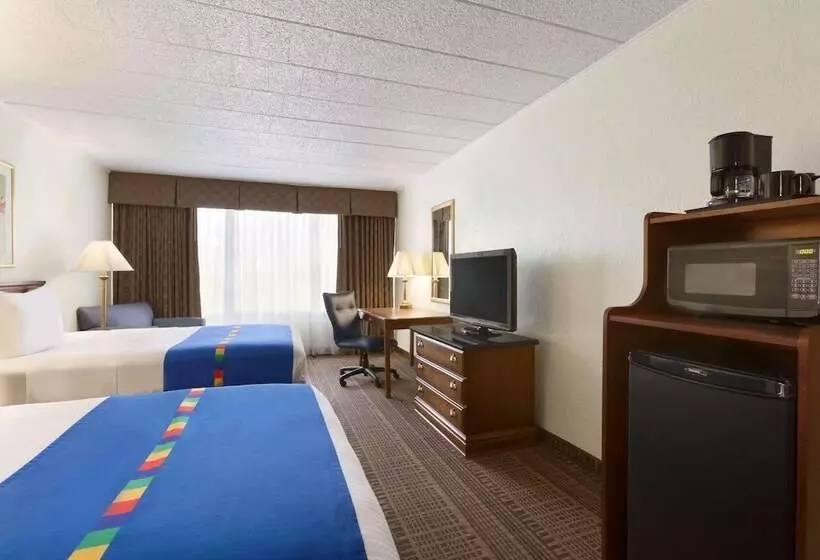 ２ダブルベッドのスタンダードルーム, Park Inn By Radisson Sharon
