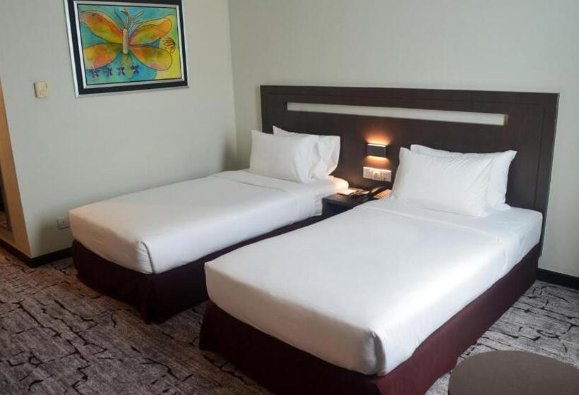 スーペリアールーム, Première