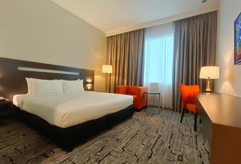 プレミアムルーム, Première