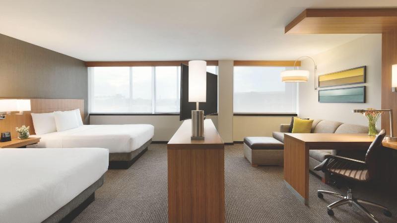 スーペリアールーム, Première