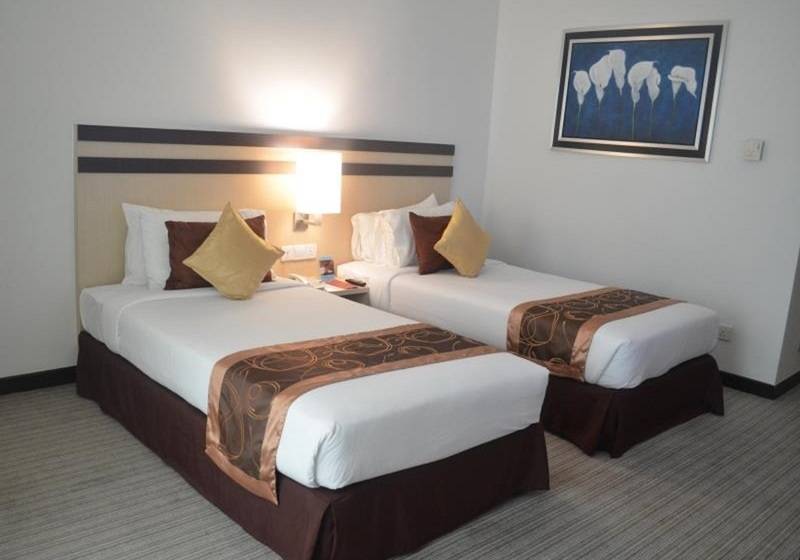 エクゼクティブルーム, Première