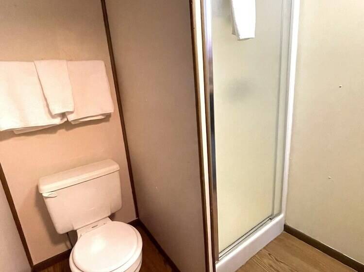 غرفة قياسية, The Lodge At Lolo Hot Springs