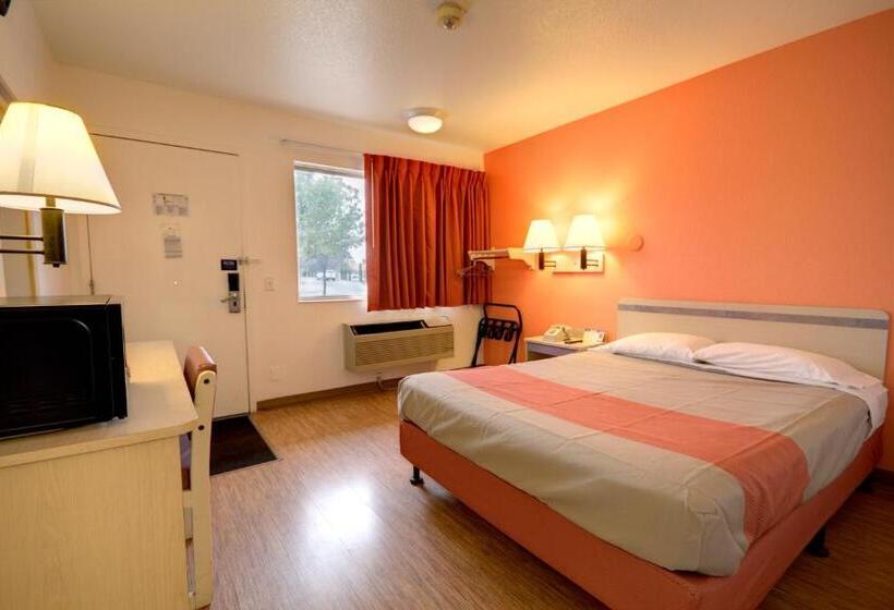 Четырехместный Номер Deluxe, Motel 6alamogordo, Nm