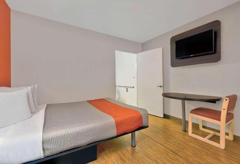 غرفة قياسية لذوى الاحتياجات الخاصة, Motel 6alamogordo, Nm