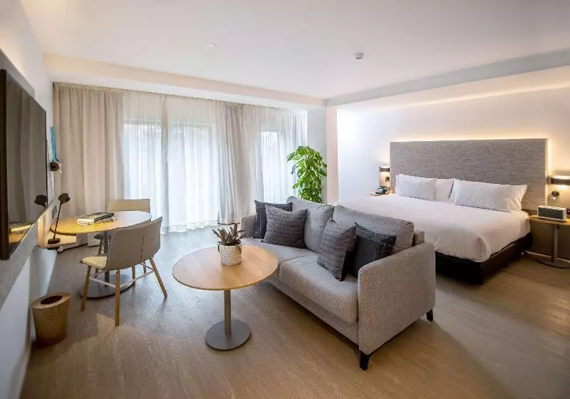 キングサイドベッドのスタンダードワンルーム, Springhill Suites Alexandria