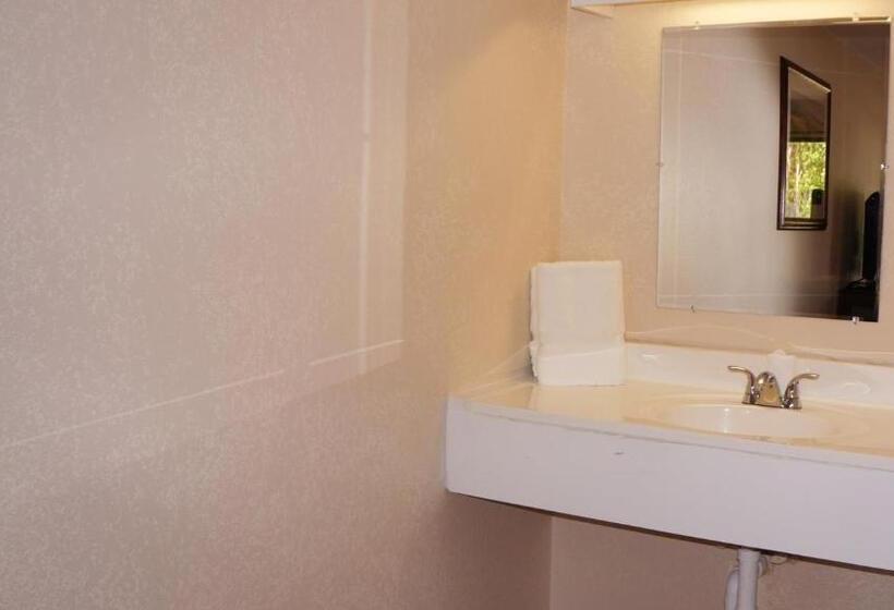 Стандартный Номер Кровать Кинг, Classic Motor Lodge Providence   West Greenwich