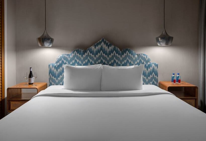 발코니 수피리어 룸, Coda Williamsburg