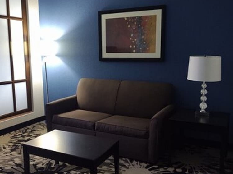 سوییت, Comfort Suites Greenville