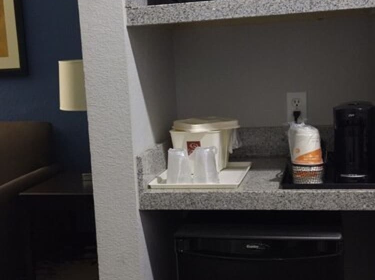 سوییت, Comfort Suites Greenville