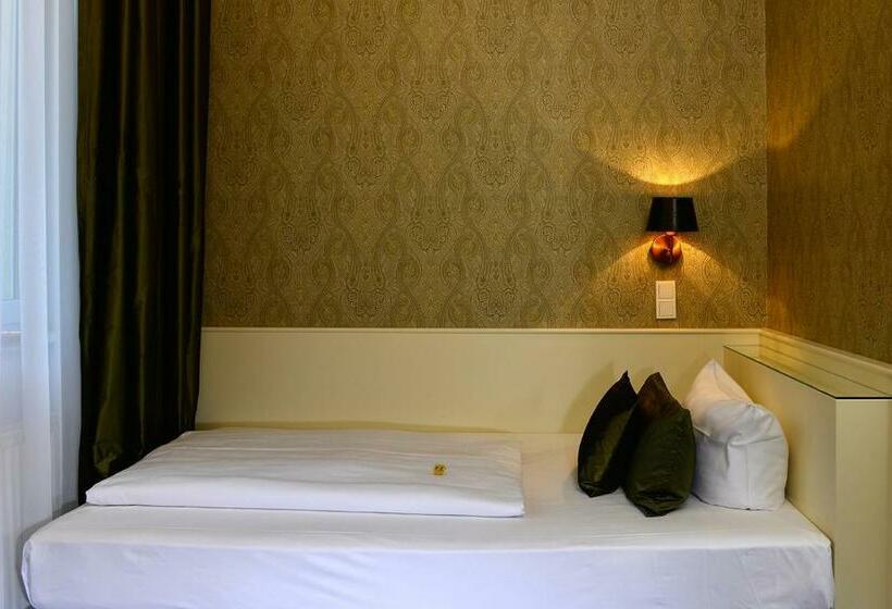 스탠다드 싱글 룸, Domstern