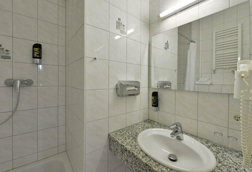 스탠다드 싱글 룸, Domstern