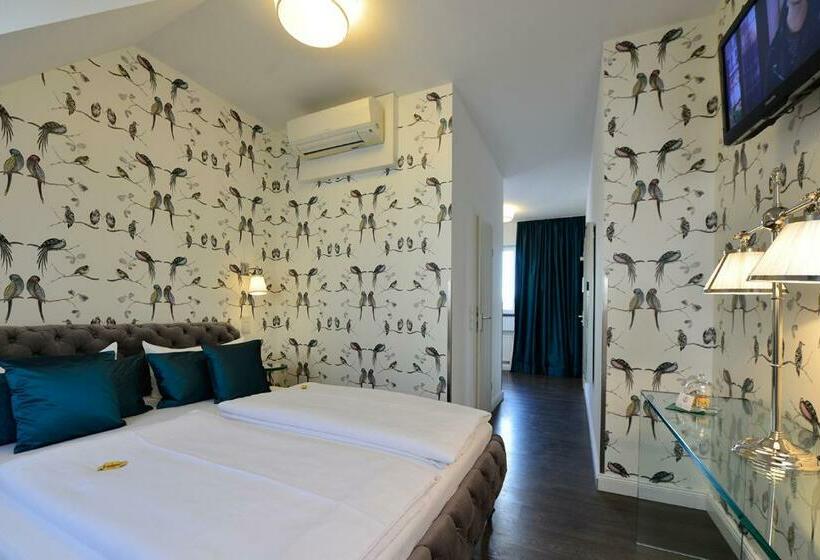 스탠다드 룸, Domstern