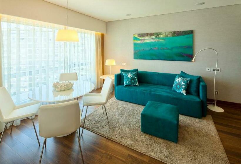 سوییت لوکس, Epic Sana Lisboa