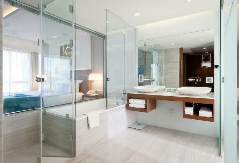 سوییت جونیور, Epic Sana Lisboa