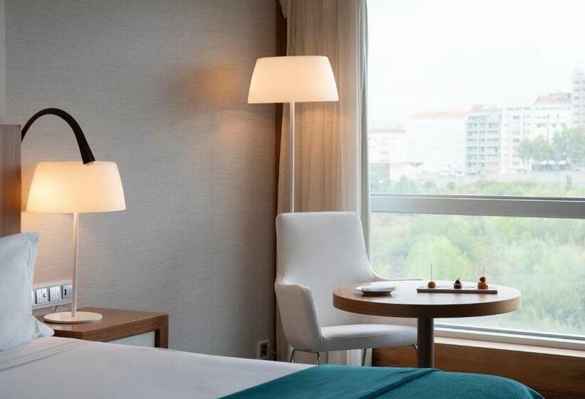 اتاق پرمیوم, Epic Sana Lisboa