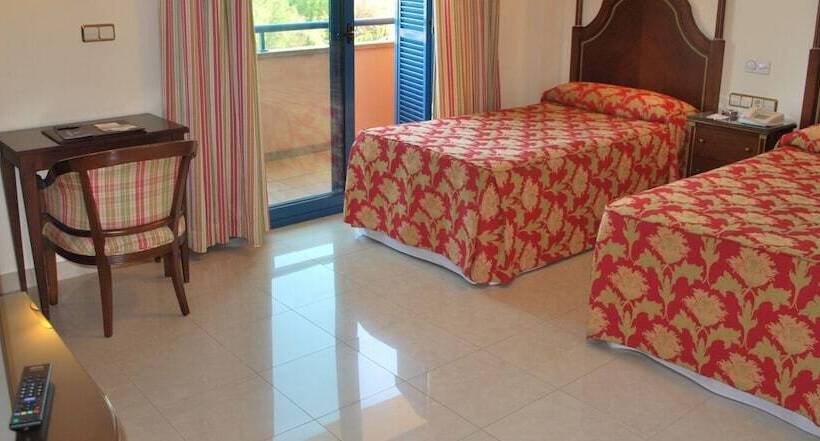Номер Стандарт, Golf Campoamor