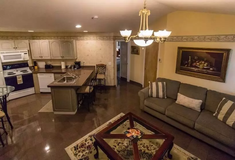 スイート, Grass Valley Courtyard Suites