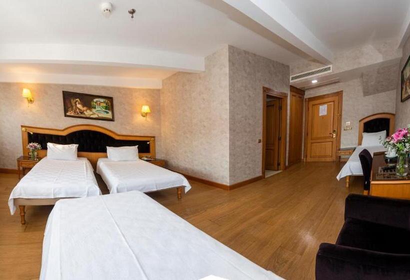 スタンダードトリプルルーム, Aprilis Hotel   Special Category