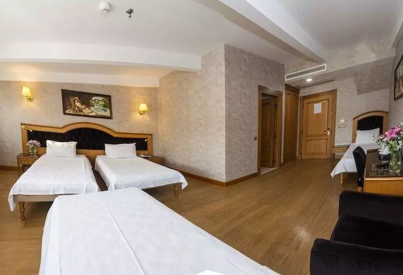 اتاق استاندارد سه نفره, Aprilis Hotel   Special Category