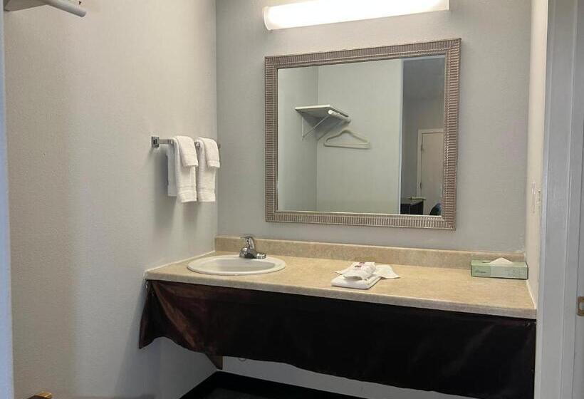 غرفة قياسية سرير كينج, Baymont By Wyndham Ridgecrest