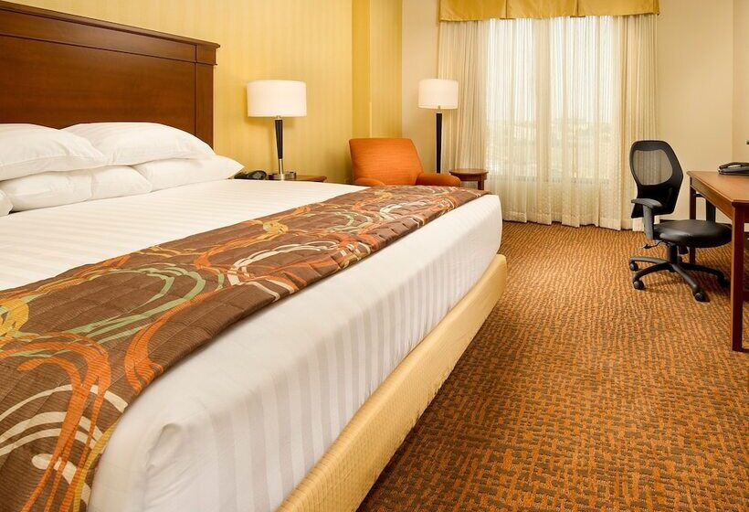 סוויטה מותאמת לאדם עם מוגבלויות, Drury Plaza Hotel Denver Westminster