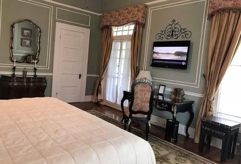 スタンダードルーム, Historic Michabelle Inn