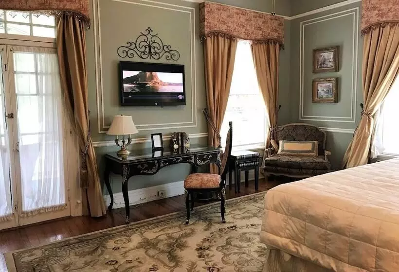 スタンダードルーム, Historic Michabelle Inn