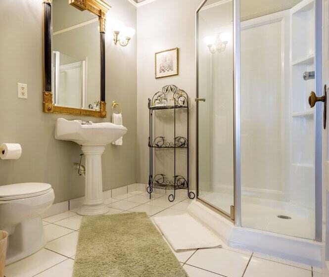 标准间, Historic Michabelle Inn