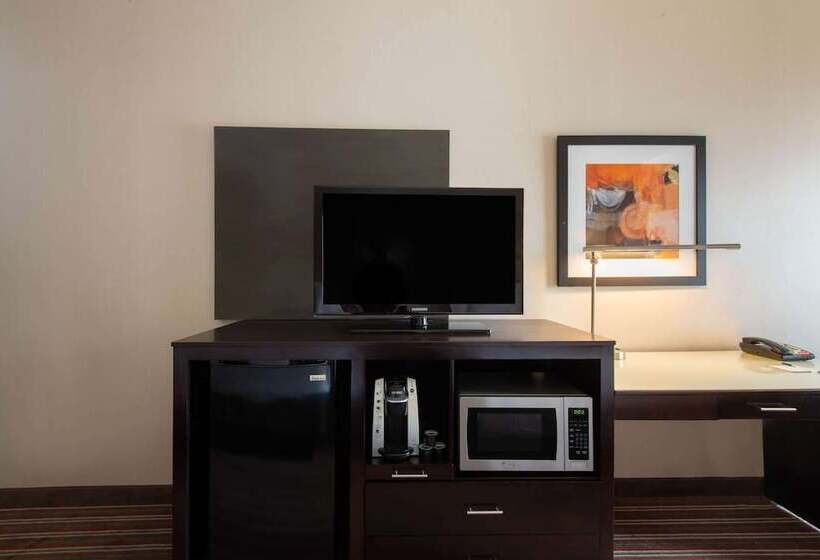 Люкс Кровать Кинг, La Quinta By Wyndham Harrisburg Hershey