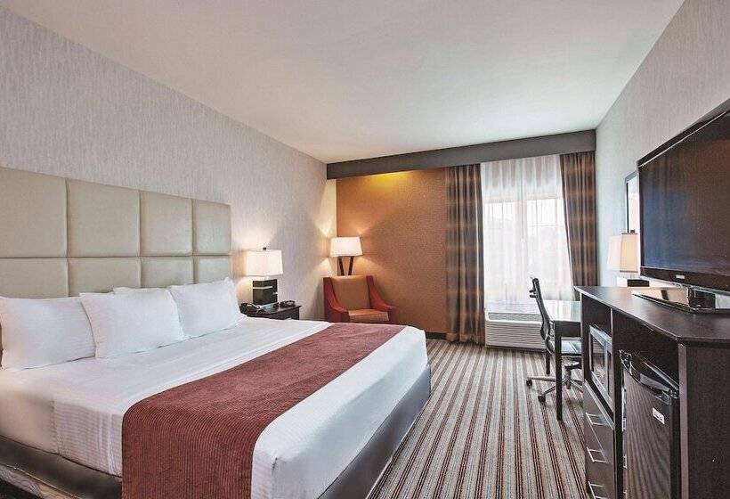 스위트 킹사이즈 침대, La Quinta By Wyndham Harrisburg Hershey