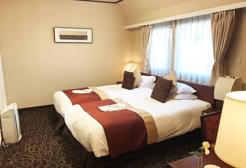 Bağlantılı Standart Oda, Shibuya Creston