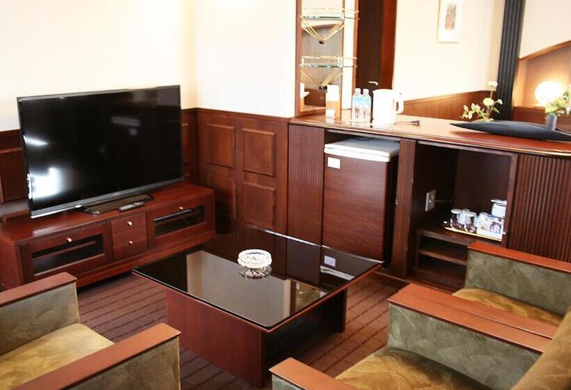 سوییت جونیور, Shibuya Creston