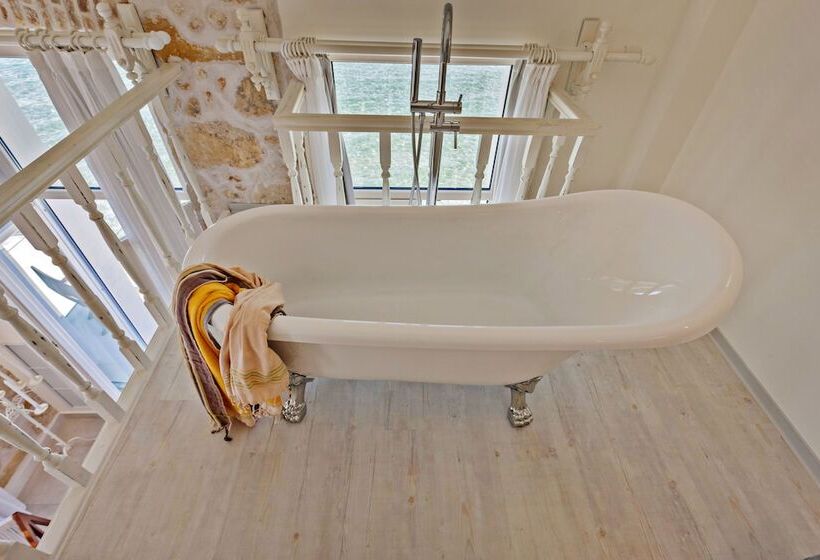 オーシャンビュースイート, Thalassa Boutique