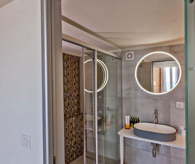 海の見えるエクゼクティブスイート, Thalassa Boutique