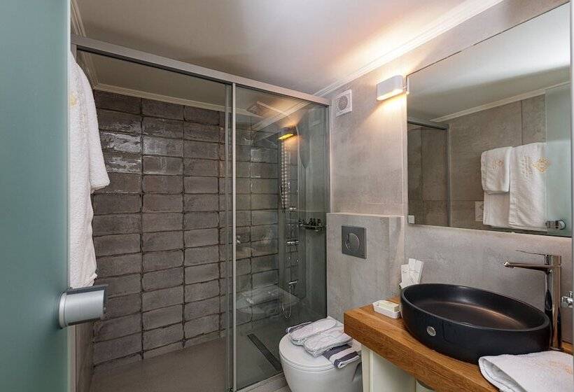 측면 바다 전망 스위트, Thalassa Boutique