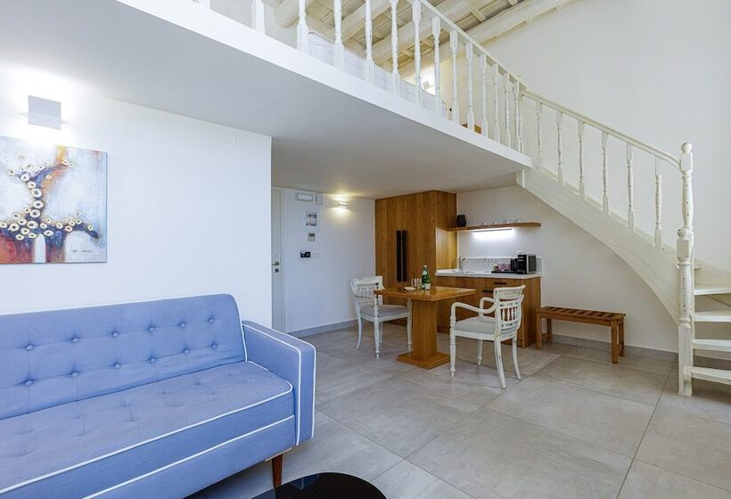 サイドシービュースイート, Thalassa Boutique