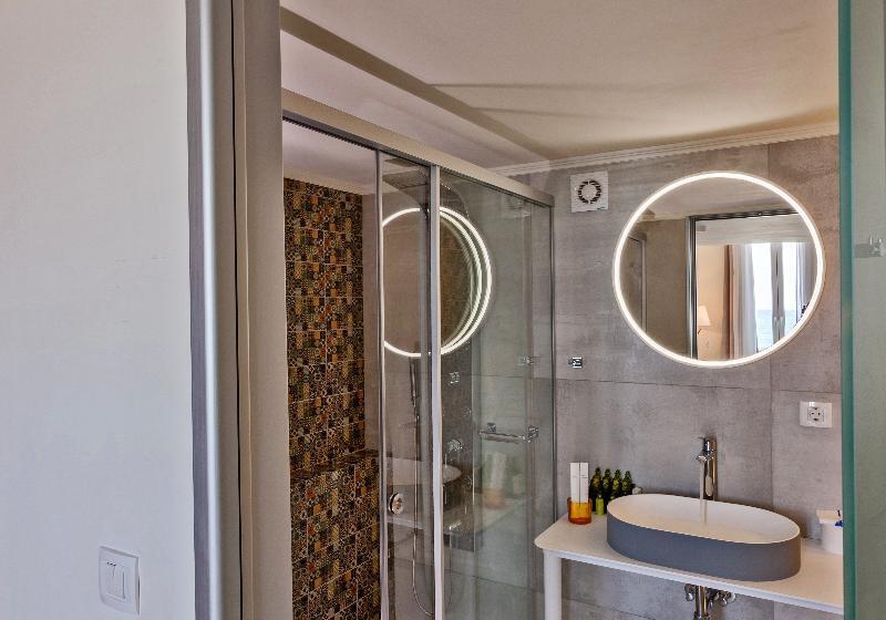 海の見えるエクゼクティブスイート, Thalassa Boutique