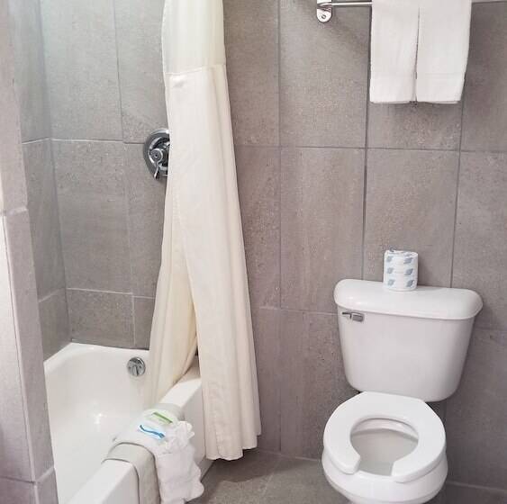 Номер Стандарт 2 Двуспальные Кровати, Travel Inn Omaha