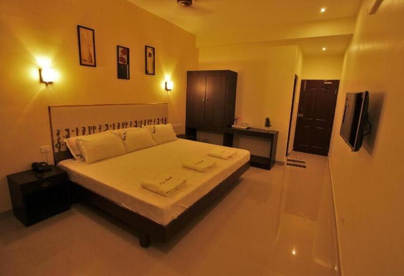 חדר סטנדרט לשלושה, Sun Park