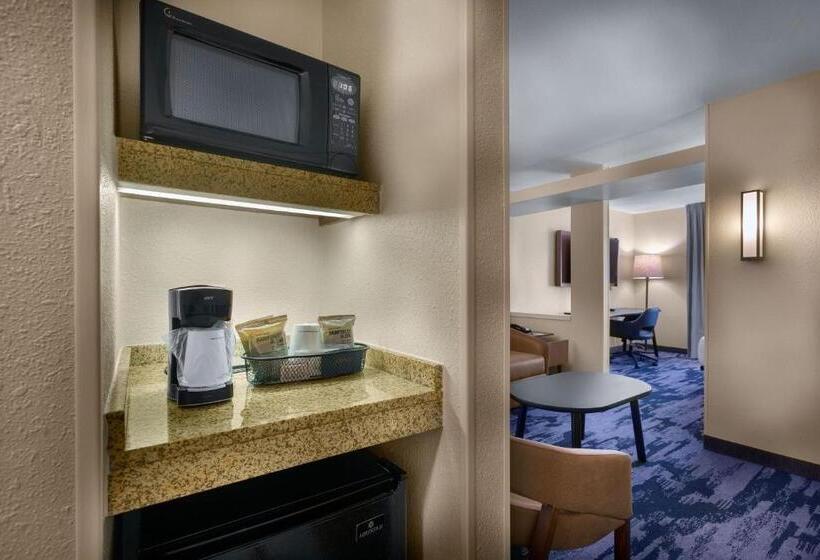 إستوديو قياسى سرير كينج, Fairfield Inn & Suites Elizabeth City